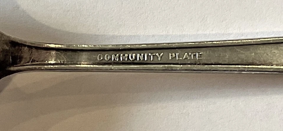 Flatware - Comunity Plate Dinner Spoon - Pattern Unidentified - Image 4 of 4
