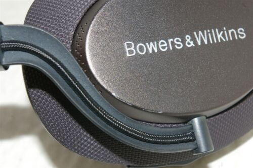 Bowers & Wilkins PX Noise Cancelling Wireless Headphones TESTED - Picture 10 of 11