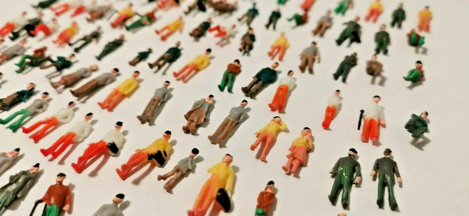 200 Stück Figuren 1:87 H0 stehende + sitzende Figuren Modellbau Konvolut Set NEU - Bild 4 von 4