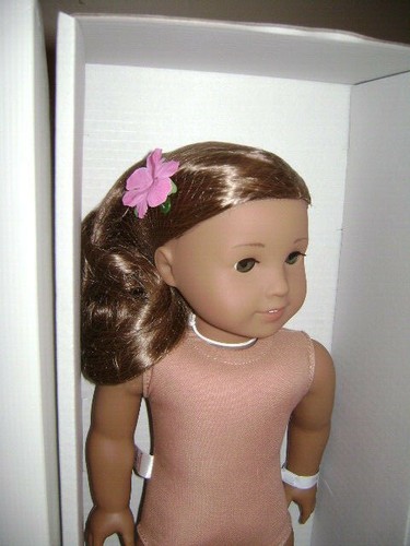 AMERICAN GIRL DOLL Girl of the Year 2011 KANANI 18" GOTY NEW in BOX VERY RARE - Picture 3 of 5