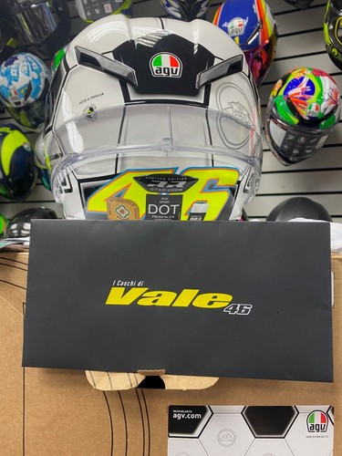 AGV Pista GPRR Valentino Rossi Catalunya 2008 Barcelona ACU FIM DOT Football XS - Picture 4 of 12