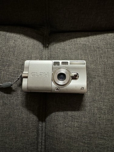 Canon ELPH Z3 fotocamera digitale compatta - Foto 1 di 6