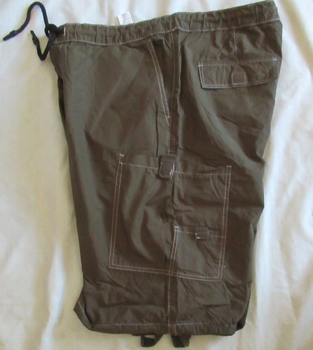 CHARBONNIER grüne Cargo Shorts Herren Performance Series extremer Komfort, Gr. 38 - Bild 3 von 4