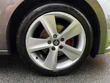 seat leon 2015 genuine 17 inch alloy wheels with  tyres 225/45 r17 goodyear