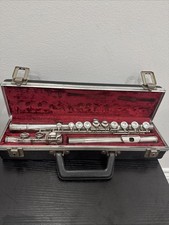 Yamaha YFL-211S Flute with Original Hard Case - Nickel Silver