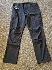 Kuhl Renegade Pants Mens 36x32 Gray Klassik Fit Outdoor Hiking Duralux Fabric