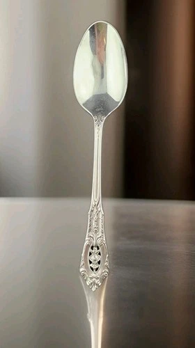Rose Point By Wallace 1934, 25.5 Grms Silver 6"  Tea Spoon"