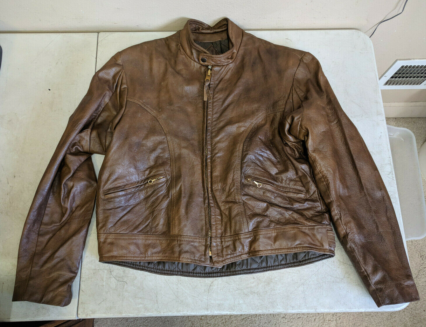 Picture 1 of 8