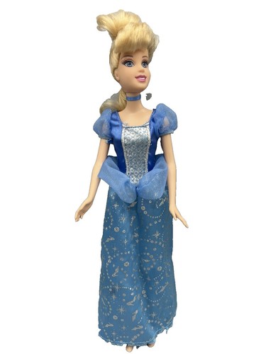 639 NRFB Mattel Foreign Princess Collection Cinderella