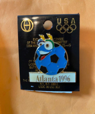 ATLANTA OLYMPICS PIN IZZY MASCOT MORPH SOCCER BALL NEW RARE