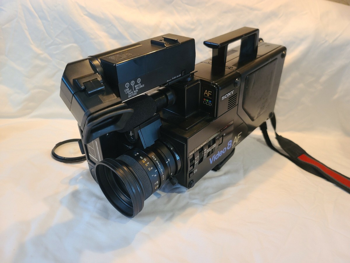 RARE Sony CCD-V8AF Video8 8mm Video Camera Recorder Camcorder w