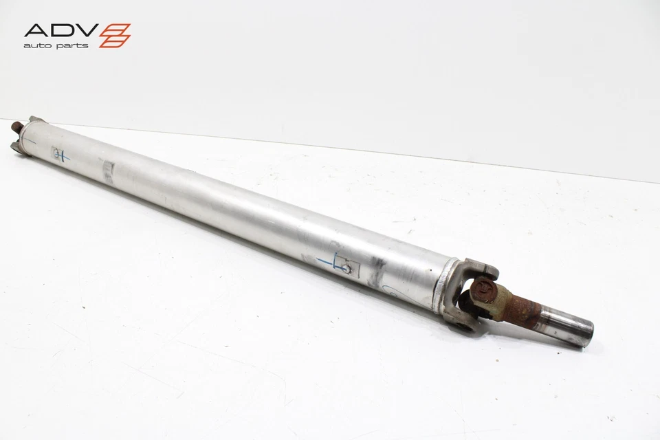 Cadillac Escalade ESV 2015-2020 4x4 eje de transmisión trasero eje de transmisión hélice OEM Foto 2 de 4