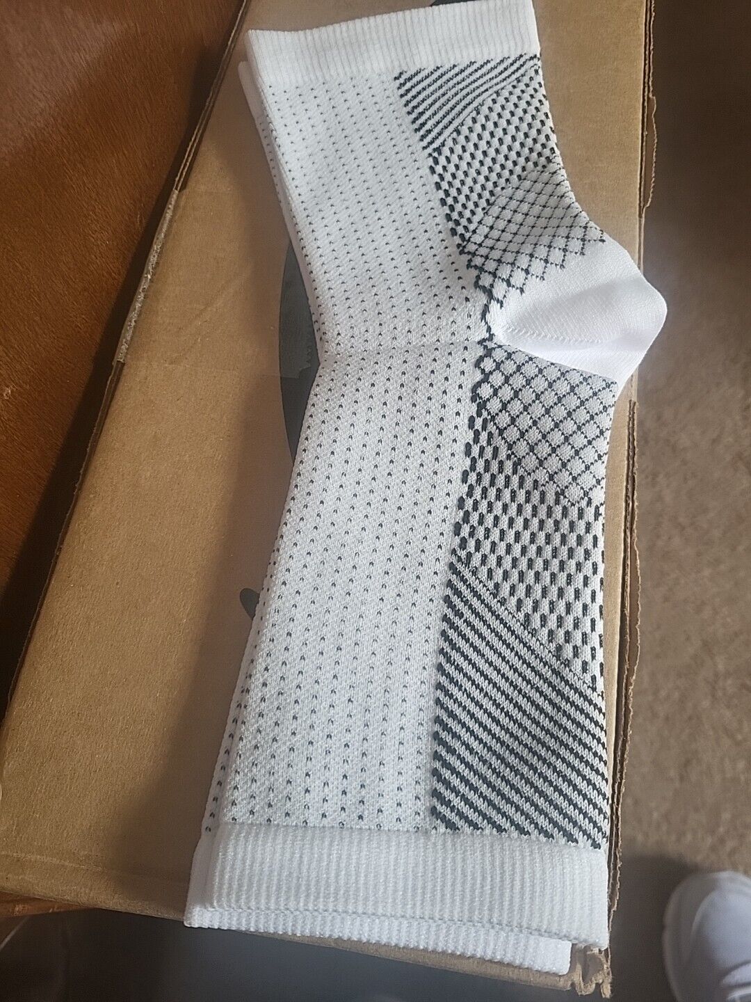 Picture 2 of 4