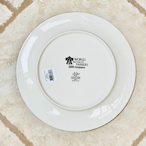 Lenox Pope Francis Commemorative Plate 2015 - World Meeting of Families - Picture 3 of 4