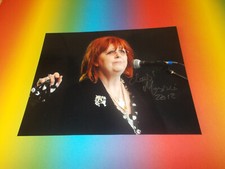 Maggie Reilly singer signed autograph autograph 20x25 photo in person