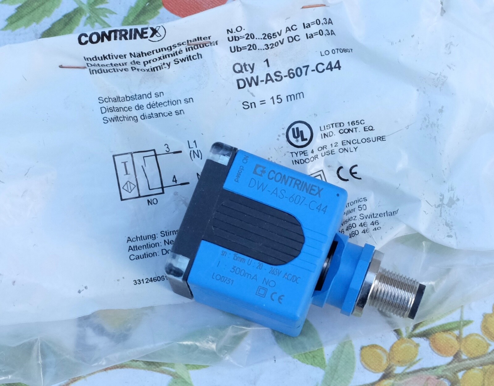 Contrinex DW-AS-607-C44 détecteur inductif haute résistance en acier