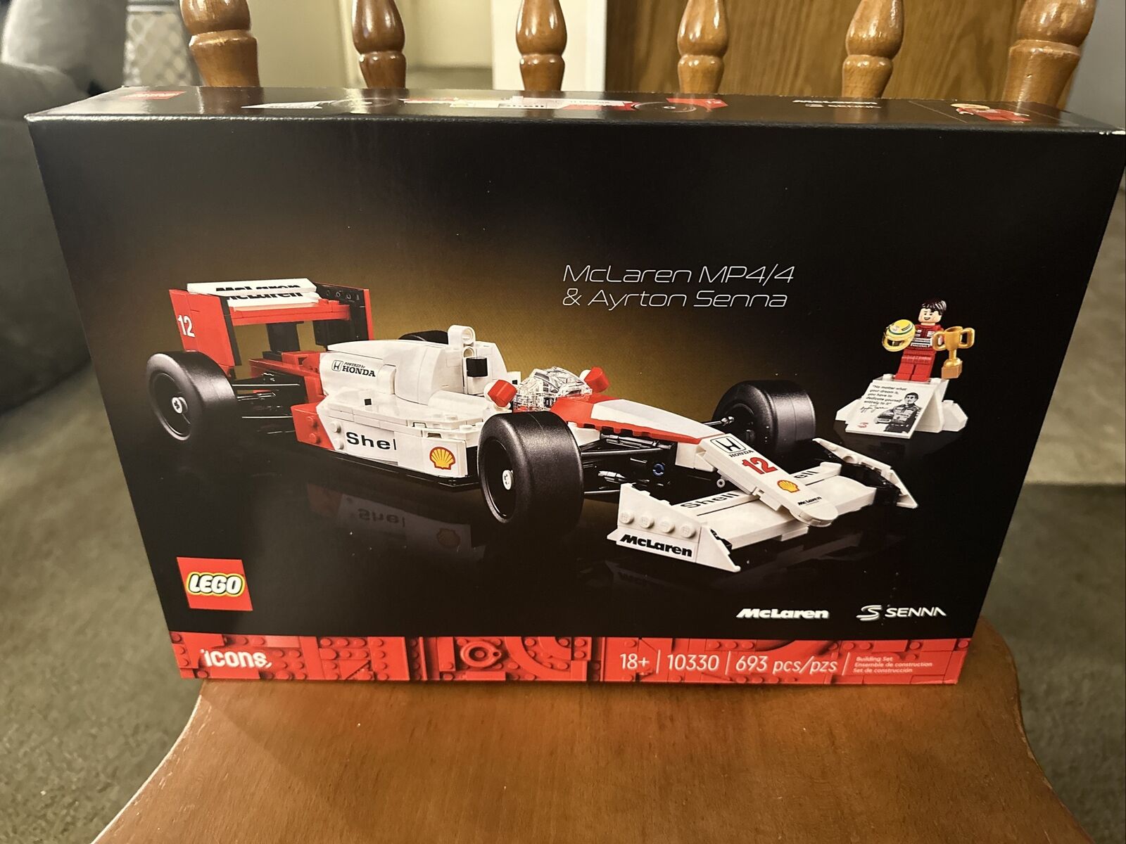 Lego Icons 10330 - McLaren MP4/4 & Ayrton Senna NEW