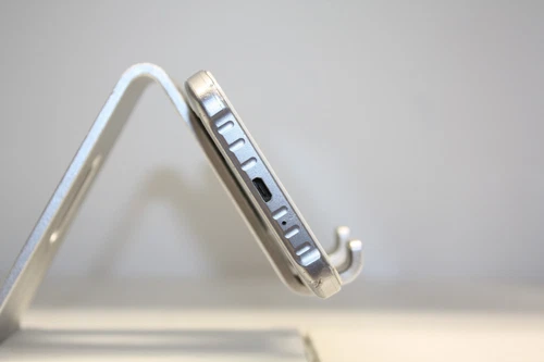 Samsung Galaxy S6 active SM-G890A - 32GB - Camo White (Unlocked) Smartphone Good - Picture 11 of 12
