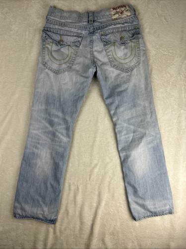 True Religion Jeans Men’s Size 33 Light Wash Straight Yellow Stitch Flap Pocket - Picture 10 of 12