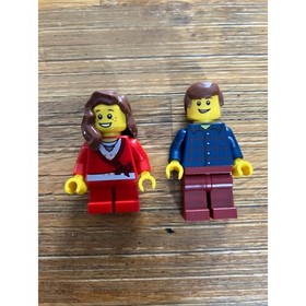 Lego Seasonal Decorating The Tree 40058 Minifigures Retired Collectible