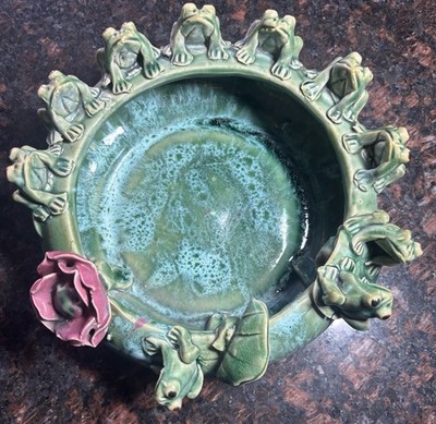 Vintage Majolica 10 Frog Planter Bowl Lily Pad Flower Green Drip Glazed Pottery