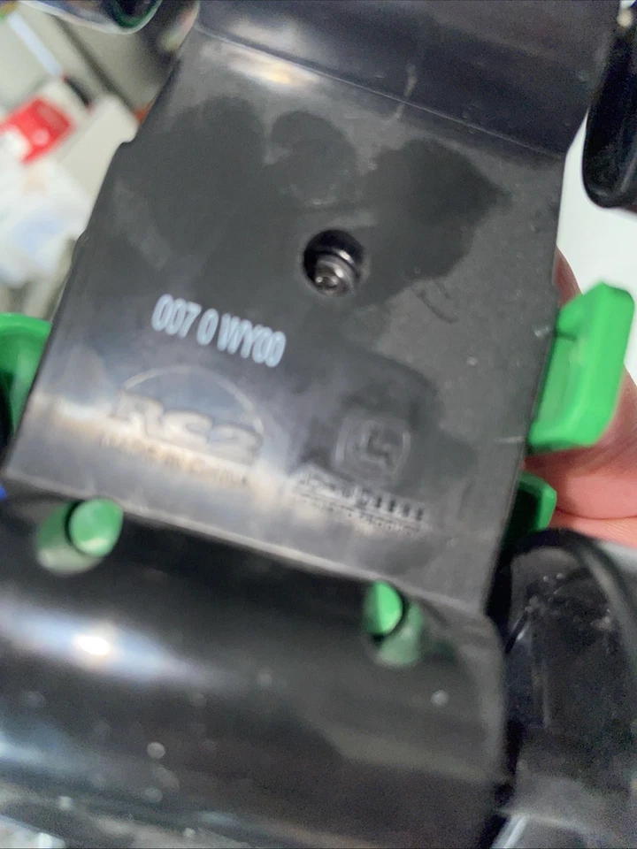 RC2 John Deere Farm Lot Tractor + Gator - Image 2 of 4