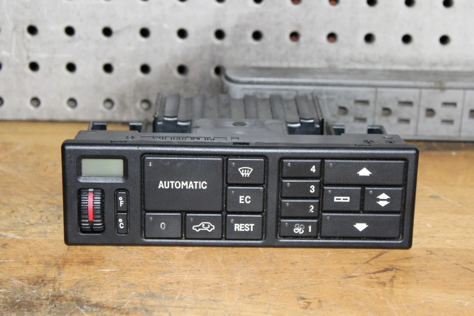 90-96 Mercedes R129 SL500 300SL 500SL AC A/C Heater Climate Control Unit OEM - Image 3 of 4