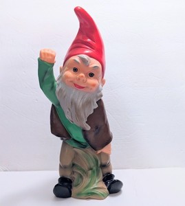 14" West Germany Heissner #916  Lantern Gnome 