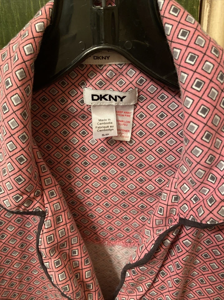 Women’s  small Petite  pajama top - Image 2 of 3