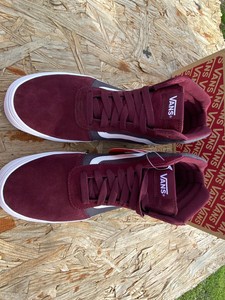 vans camurça vinho
