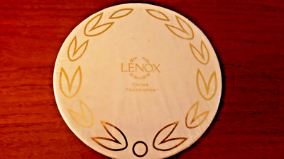NIB LENOX CHINA TREASURES HEAVENLY CROSS TRINKET BOX