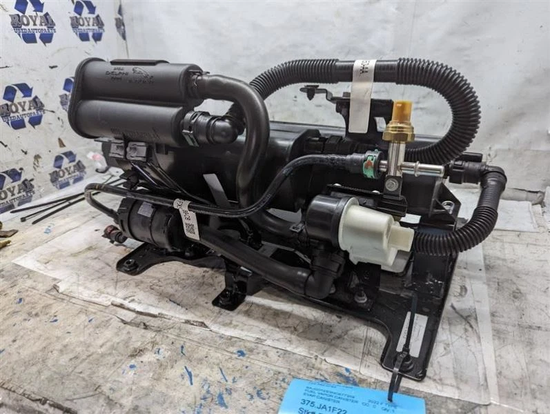 2022 JAGUAR F TYPE Fuel Vapor Canister 236185 - Image 3 of 4