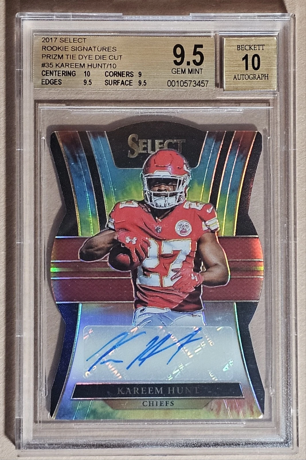 Kareem Hunt Panini Select Rookie Signatures Prizm #RSKH Tie Dye Die Cut