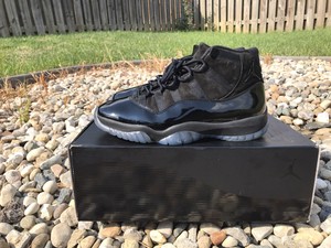 air jordan retro 11 cap and gown
