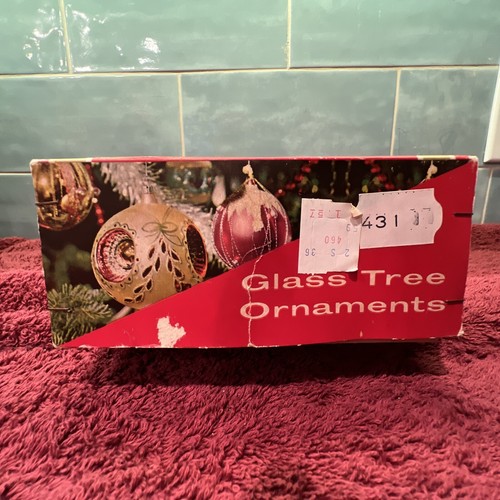 6 Vintage Austrian GLASS Christmas Ornament In Box 2 1/2” wide - Picture 13 of 16
