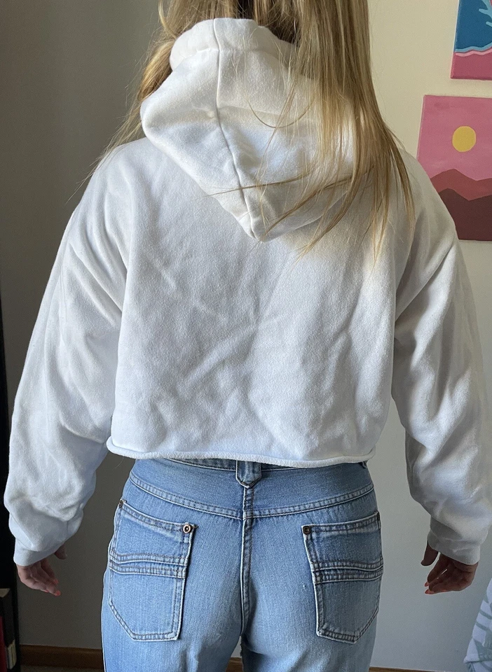 Sudadera corta Speedo para mujer mediana blanca. Forever 21 Foto 3 de 4