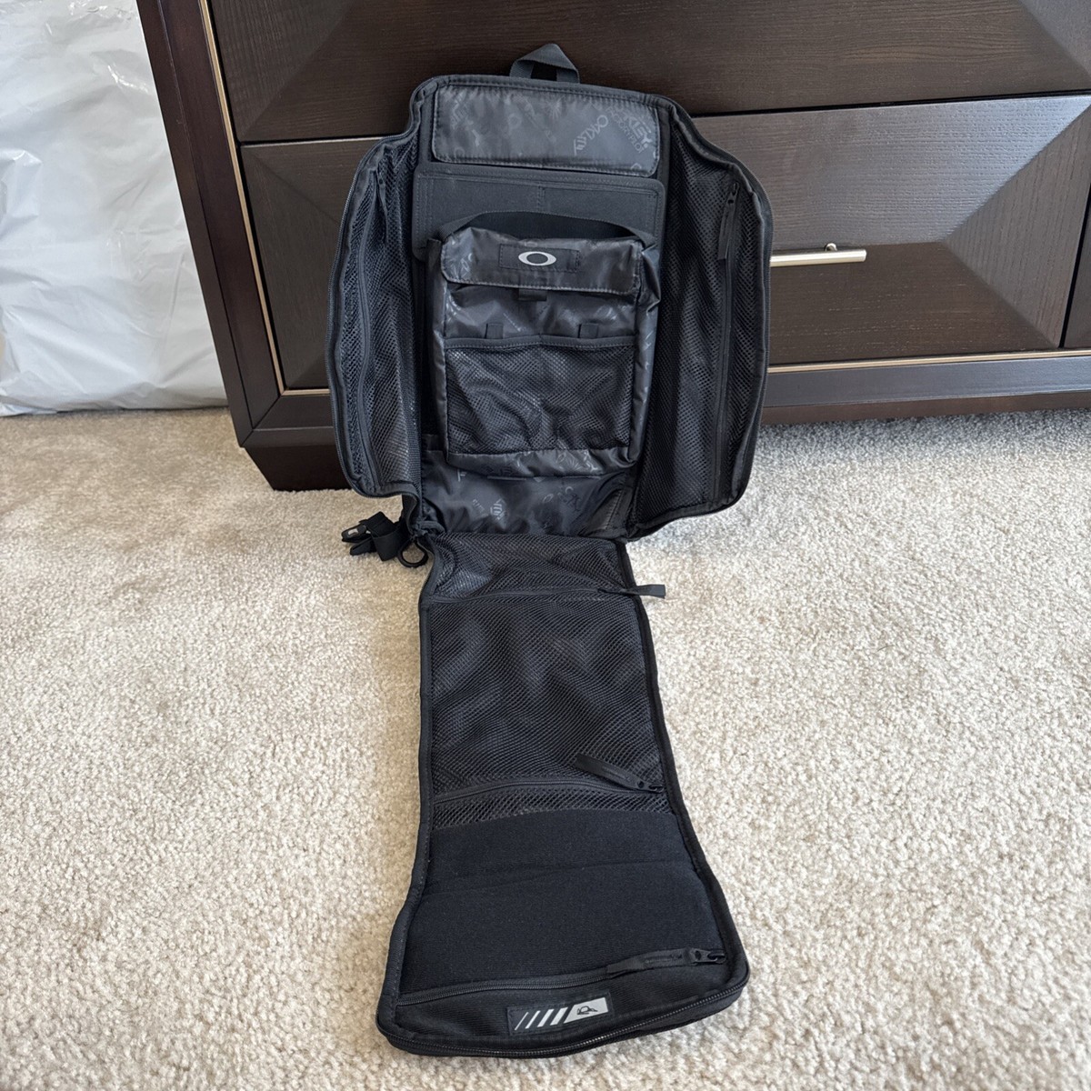 オークリー　Extractor Sling Backpack 90s 00s Oakley Extractor Sling Pack Backpack Black Universal Fit Y2k