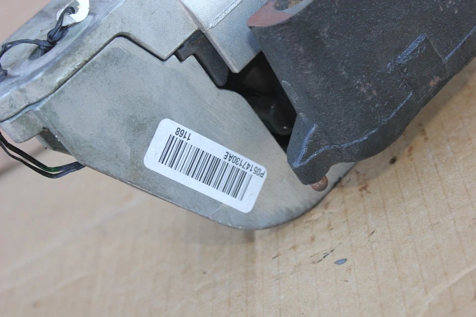 MONTAGEM DE SUPORTE DE QUADRO DIREITO MOTOR FABRICANTE DE EQUIPAMENTO ORIGINAL 05147130AE DODGE TRAVEL 2.4L 2012-2014 - Imagem 3 de 4