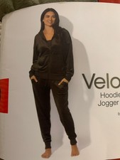 Velour Hoodie and Jogger Set by Felina Women's Size Medium Color Green