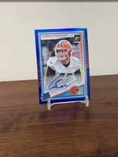 2025 Panini Donruss Optic Football Carson Schwesinger #217 Auto Blue /149 DROY