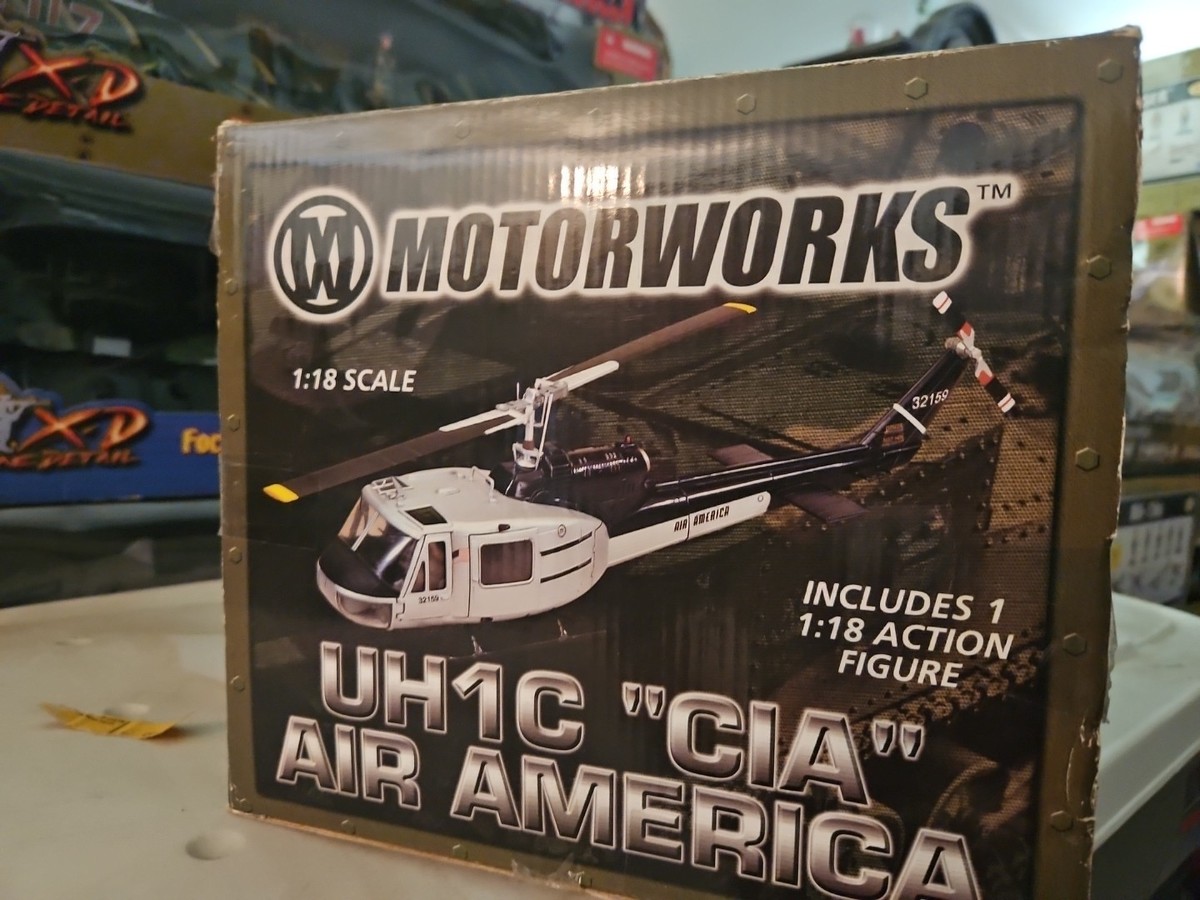 21ST CENTURYTOYS UH-1 ヘリコプター 21センチュリートイズ 21ST CENTURYTOYS UH-1 ヘリコプター 21センチュリートイズ