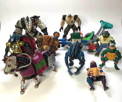 VINTAGE TOY LOT OF 10 - TMNT, ALIENS and OTHER (1988) - VINTAGE FIGURINES