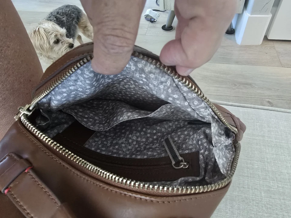 Mochila Cartera de Cuero Marrón ED Bolso para Mujer Cremalleras Doradas Informal Viaje Diario Foto 3 de 4