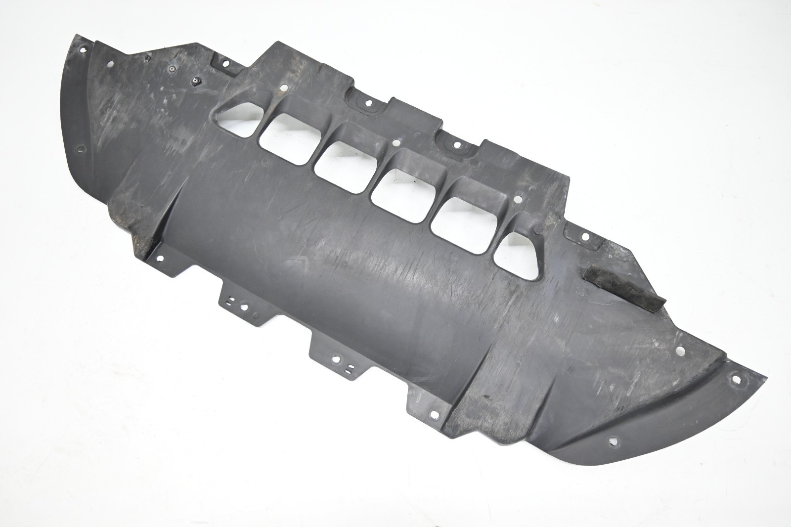 ⭐ 14-22 Maserati Ghibli Front Engine Lower Splash Shield Guard Liner Cover Oem