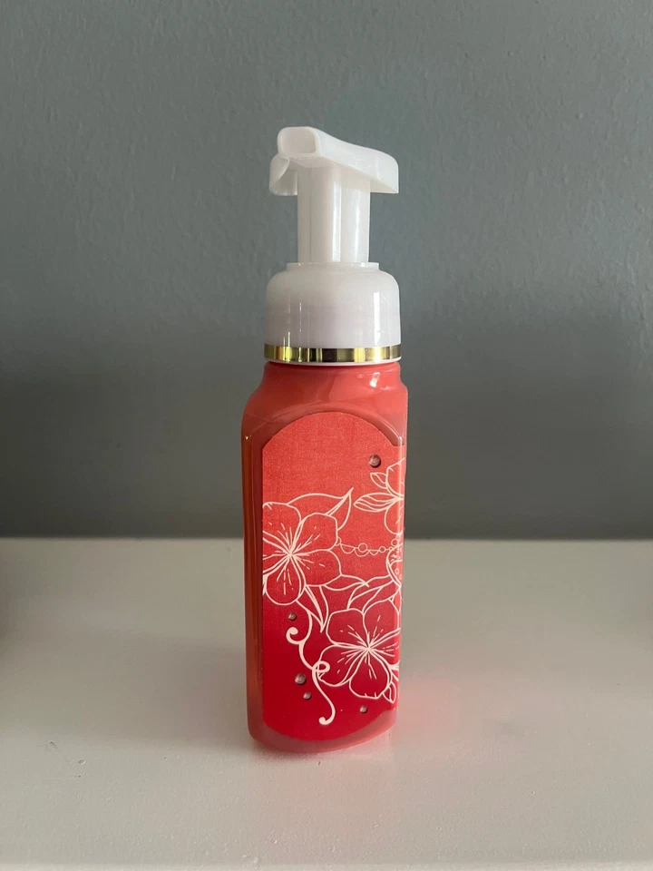 Bath & Body Works Disney Princess MOANA Clean & Gentle Foaming Hand Soap 8.75oz - Image 2 of 3