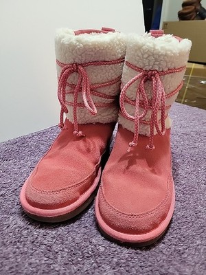 Koolaburra uGs Michon Short Fur Pink Suede Boots Womens 4