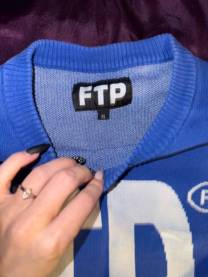 Suéter FTP Azul Gráfico Cuello Redondo XL Foto 4 de 4