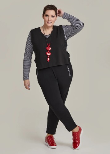 TS Taking shape pretty basics BNWOT Florence black pants 20-RRP$109.95 - Picture 5 of 7