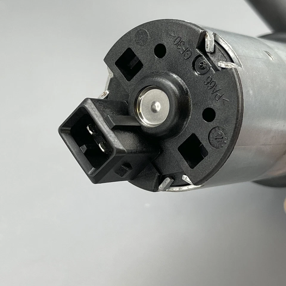 Bomba de água elétrica auxiliar Bosch fabricante de equipamento original para Audi S4 S6 TT VW Fusca Golf Jetta - Imagem 3 de 4