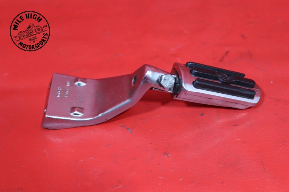 Harley-Davidson Dyna Low Rider 2005 FXDL EFI FXDLI juego de estriberas delanteras Foto 3 de 4